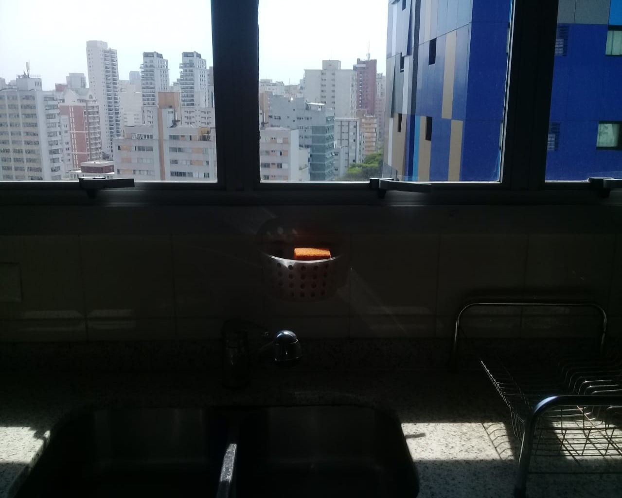 Apartamento para alugar com 3 quartos, 130m² - Foto 13