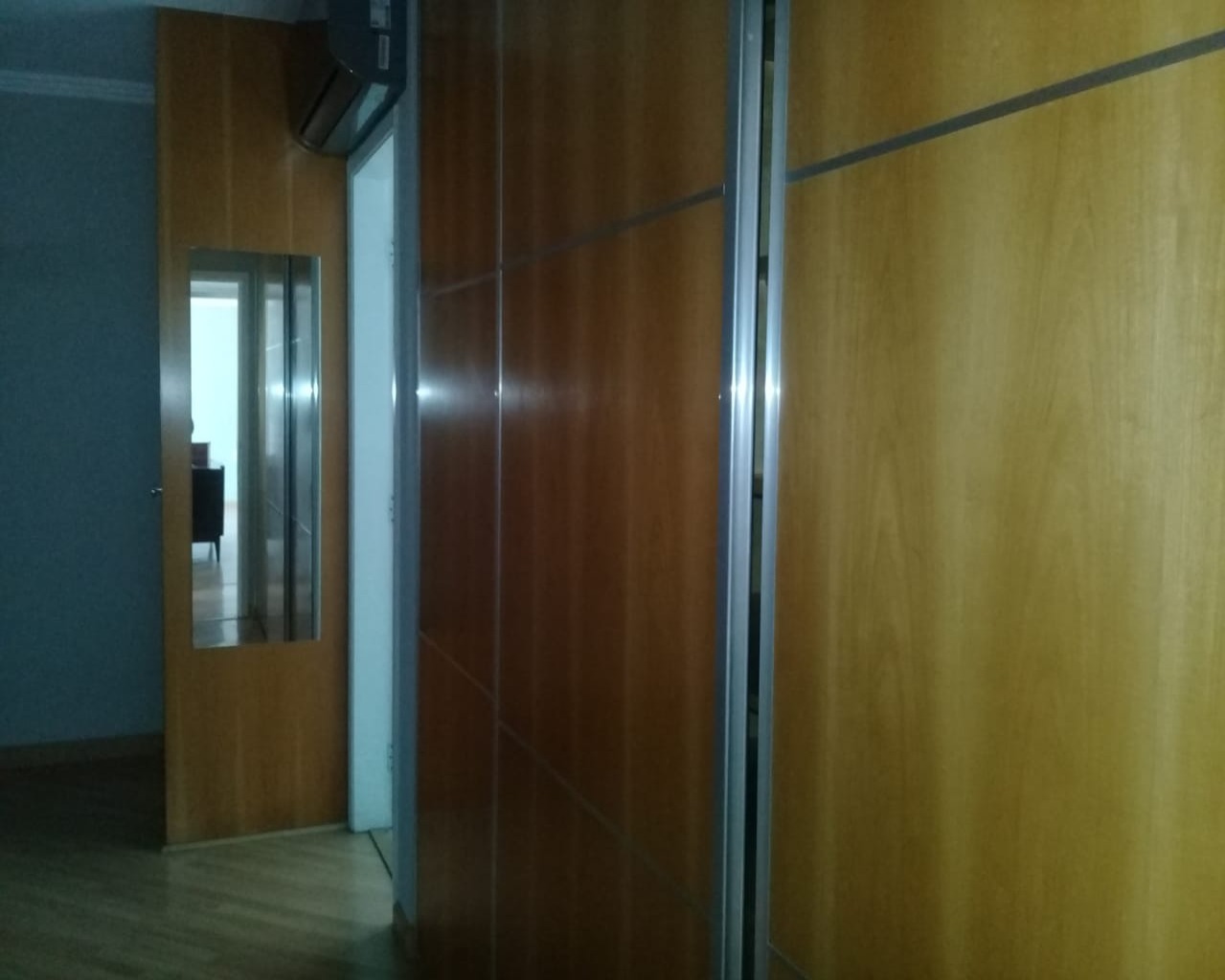 Apartamento para alugar com 3 quartos, 130m² - Foto 18