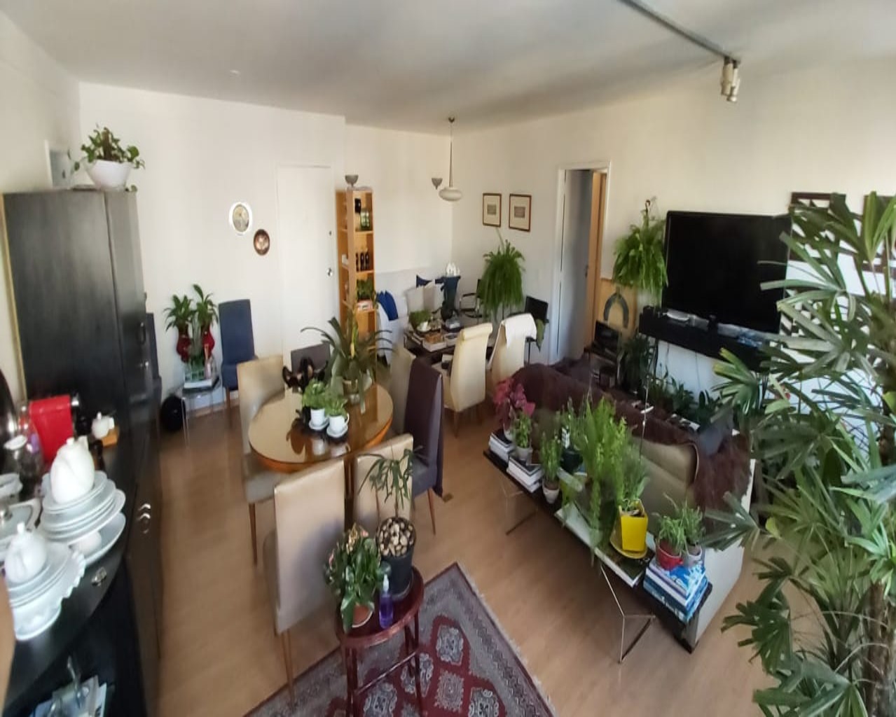 Apartamento à venda com 3 quartos, 140m² - Foto 1