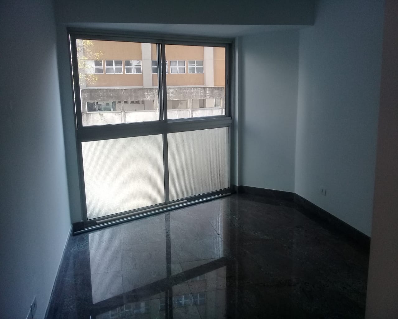 Apartamento para alugar com 1 quarto, 50m² - Foto 3