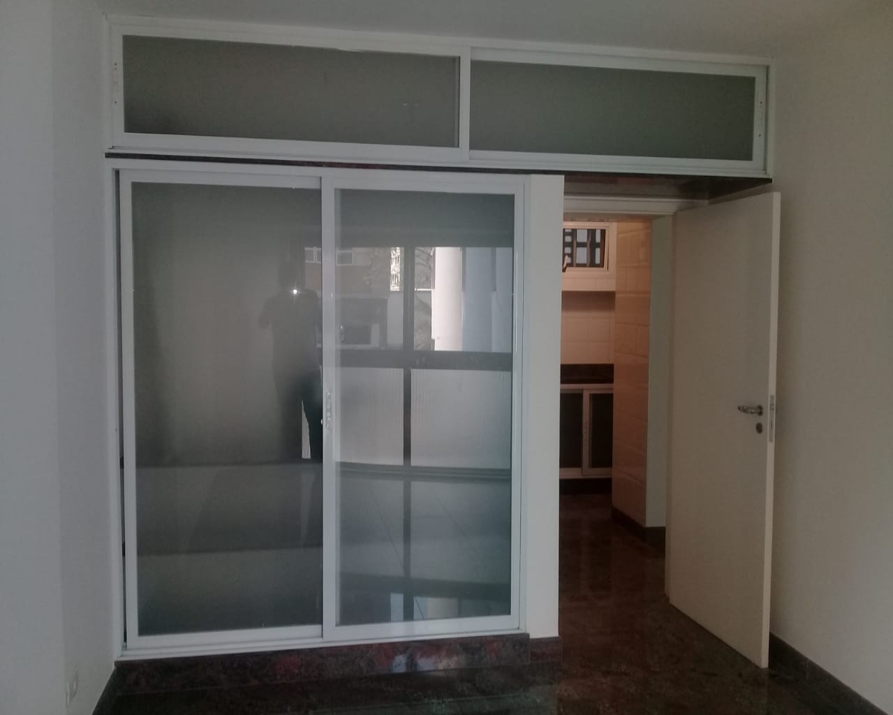 Apartamento para alugar com 1 quarto, 50m² - Foto 12