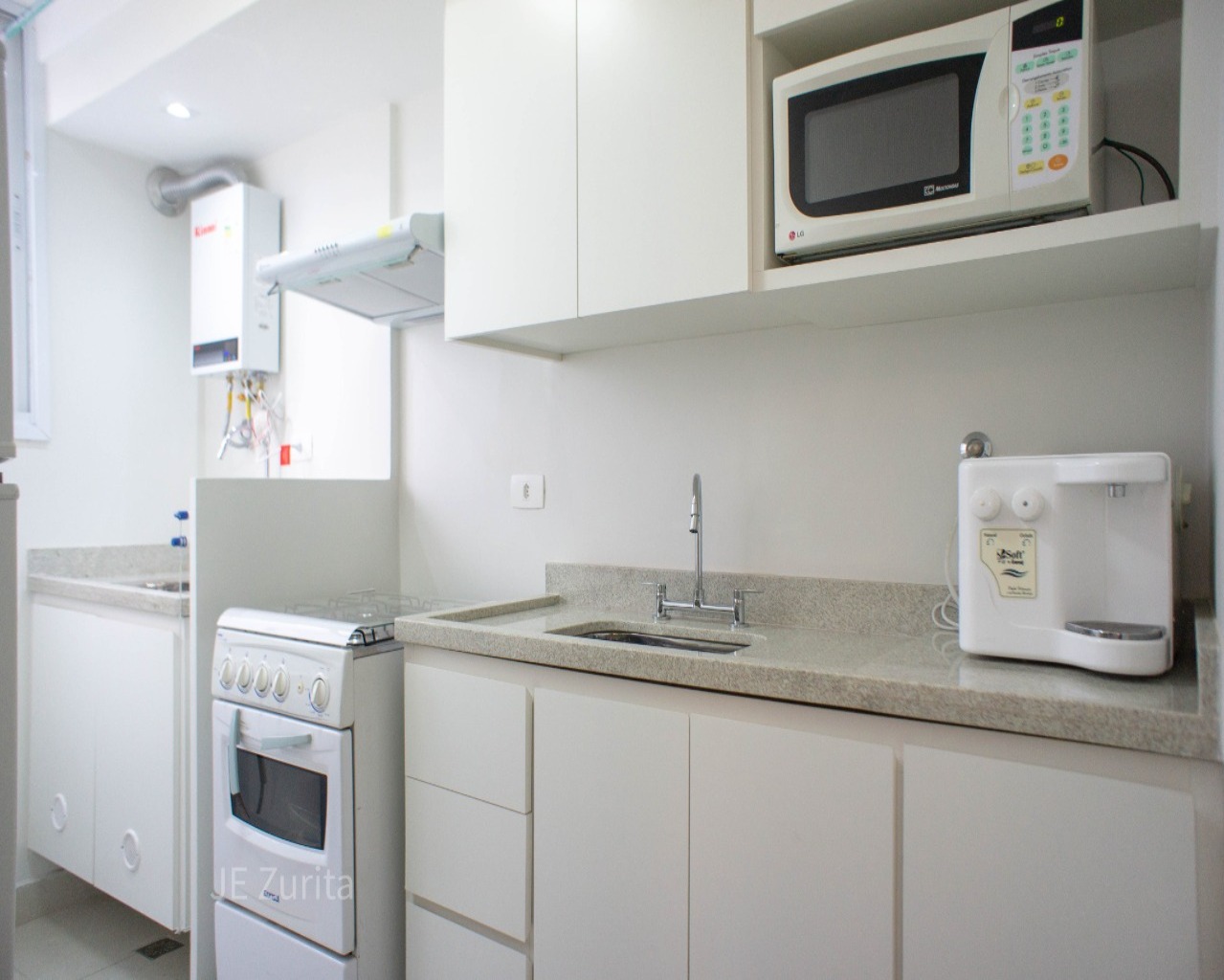 Apartamento para alugar com 1 quarto, 45m² - Foto 18