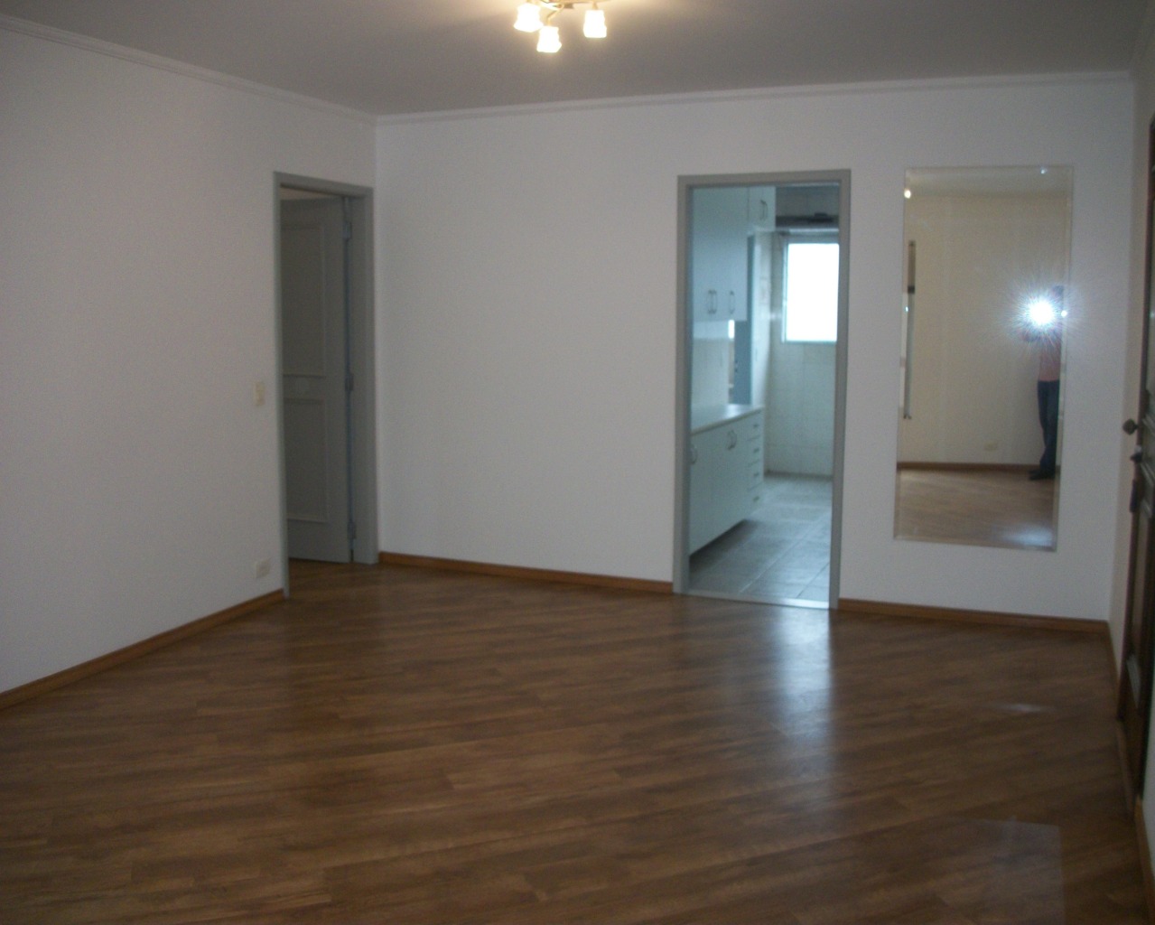 Apartamento para alugar com 3 quartos, 130m² - Foto 2