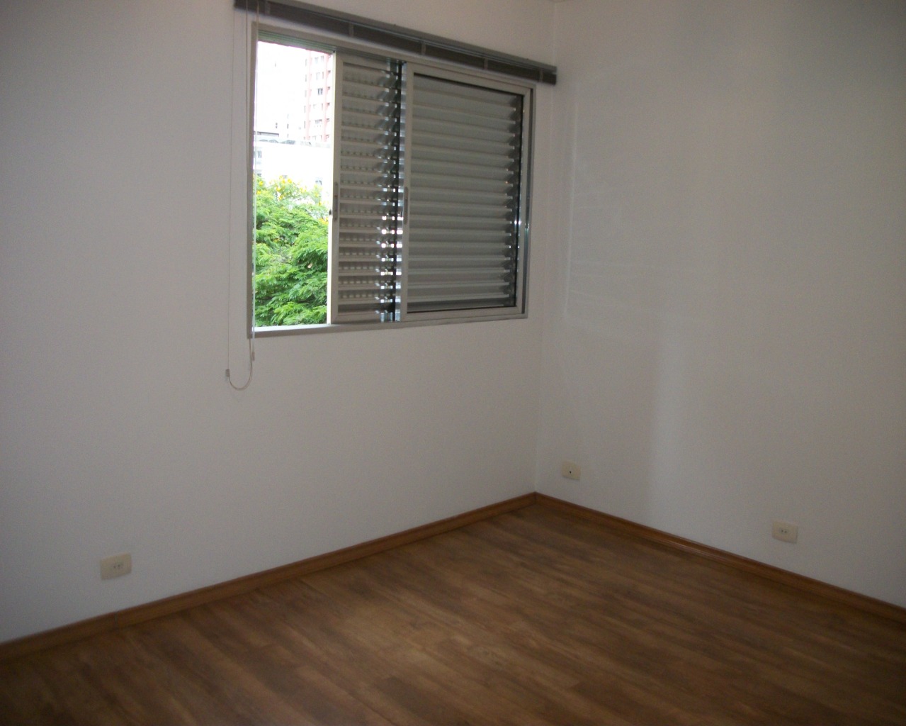 Apartamento para alugar com 3 quartos, 130m² - Foto 11