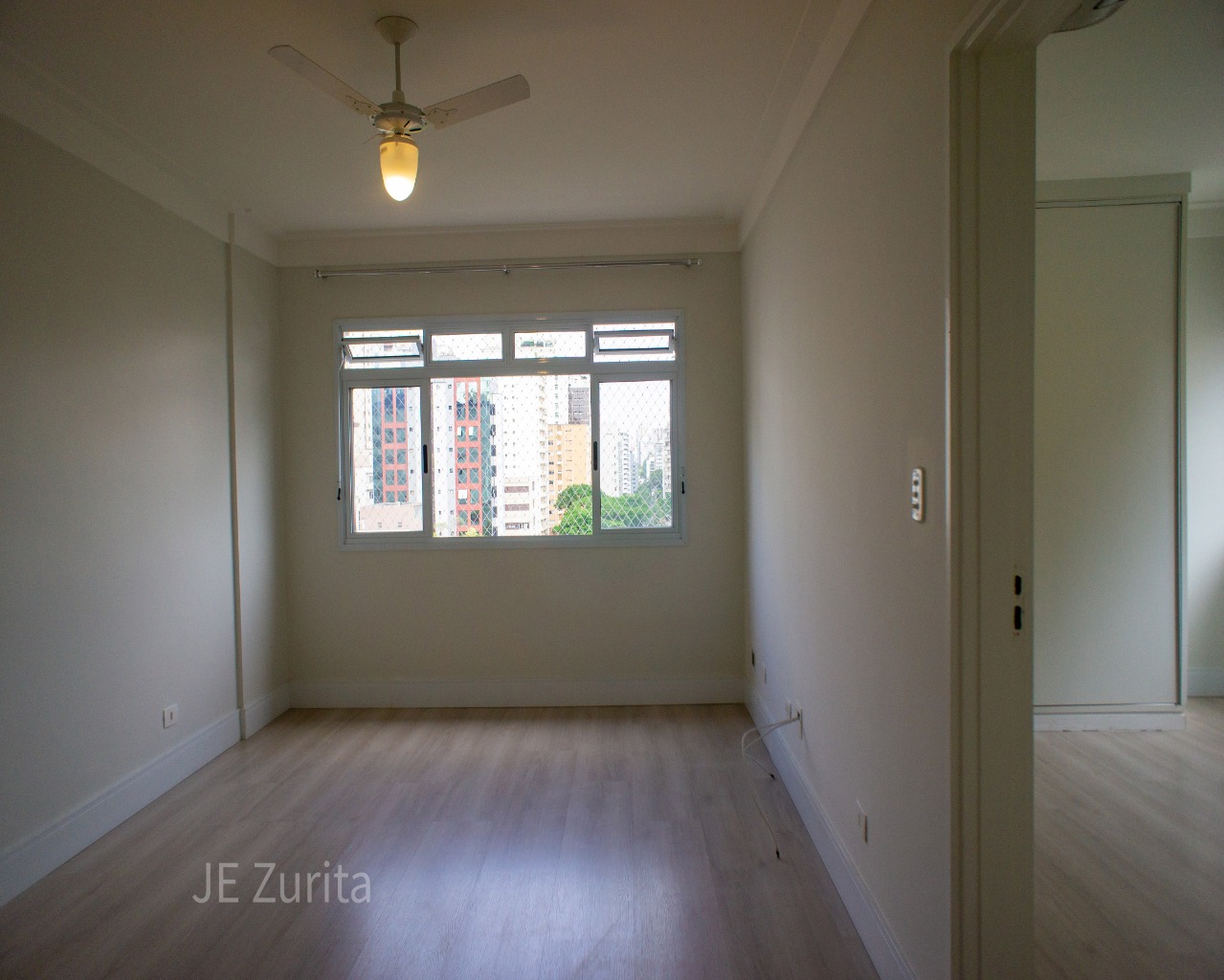 Apartamento para alugar com 1 quarto, 50m² - Foto 2