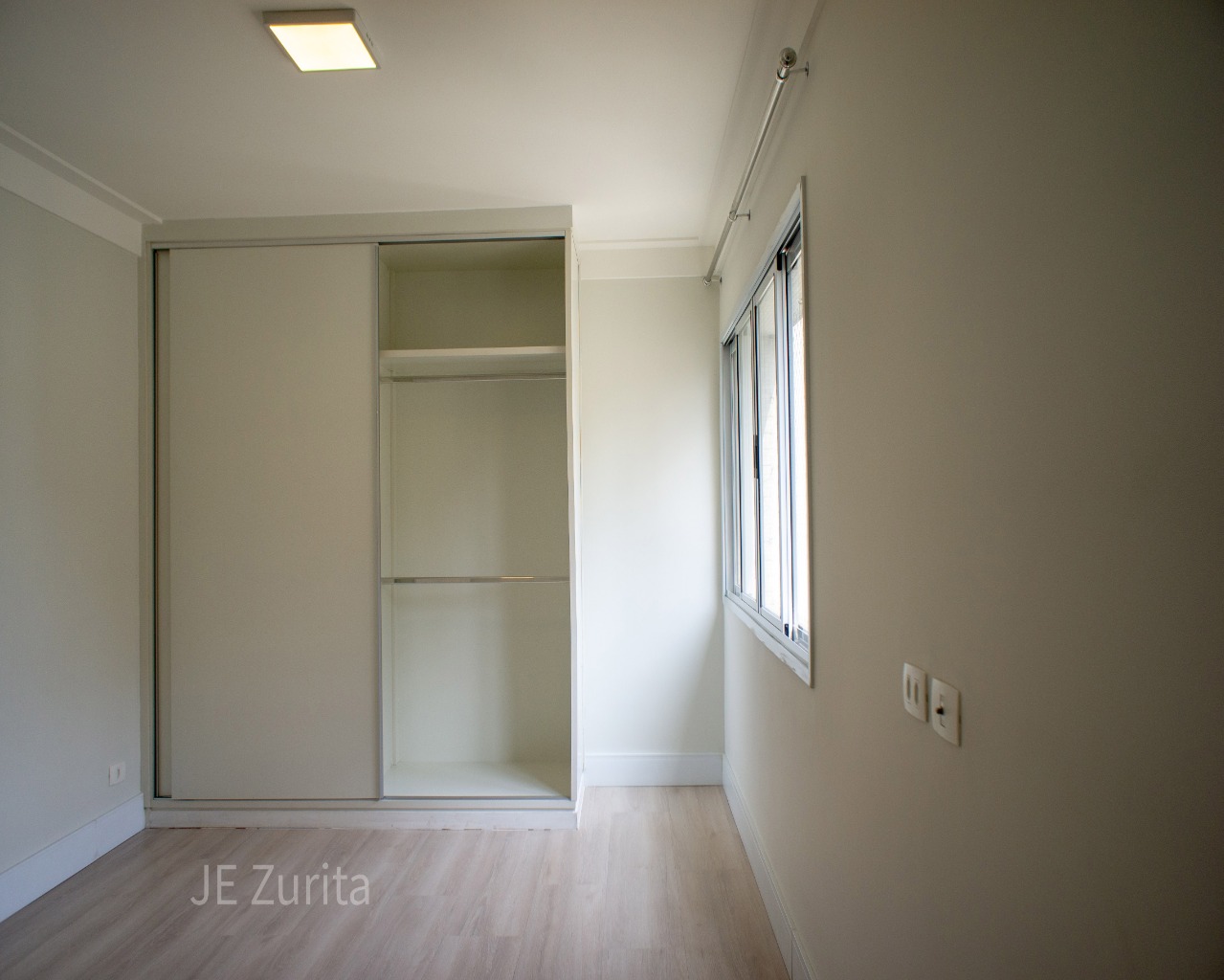 Apartamento para alugar com 1 quarto, 50m² - Foto 4