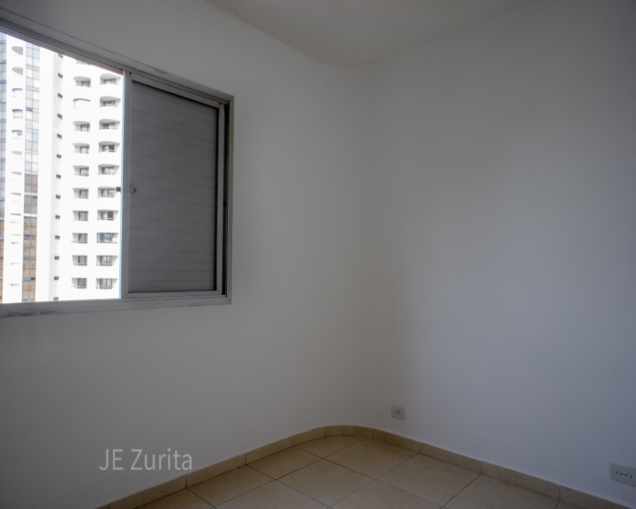 Apartamento para alugar com 1 quarto, 45m² - Foto 6