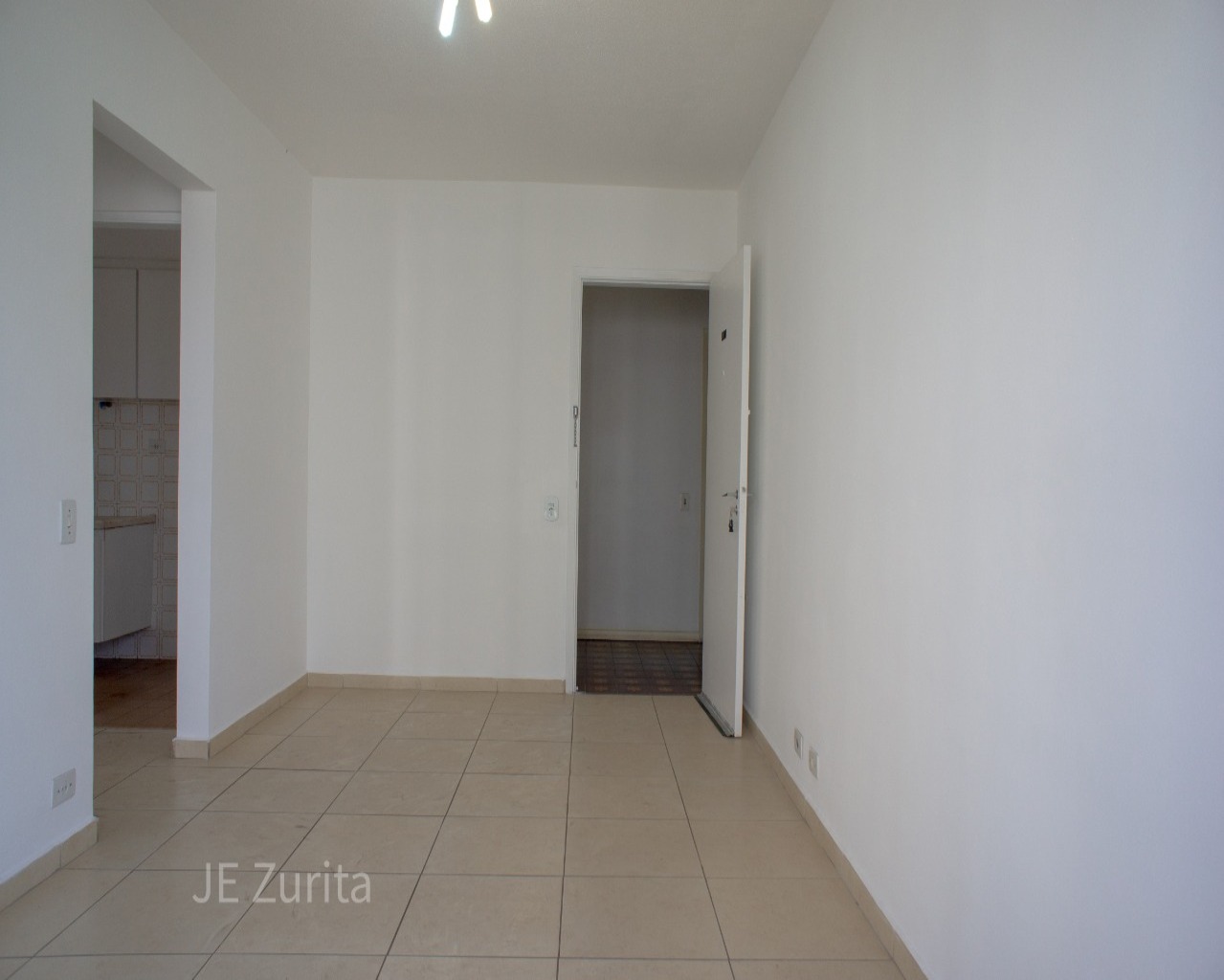 Apartamento para alugar com 1 quarto, 45m² - Foto 9