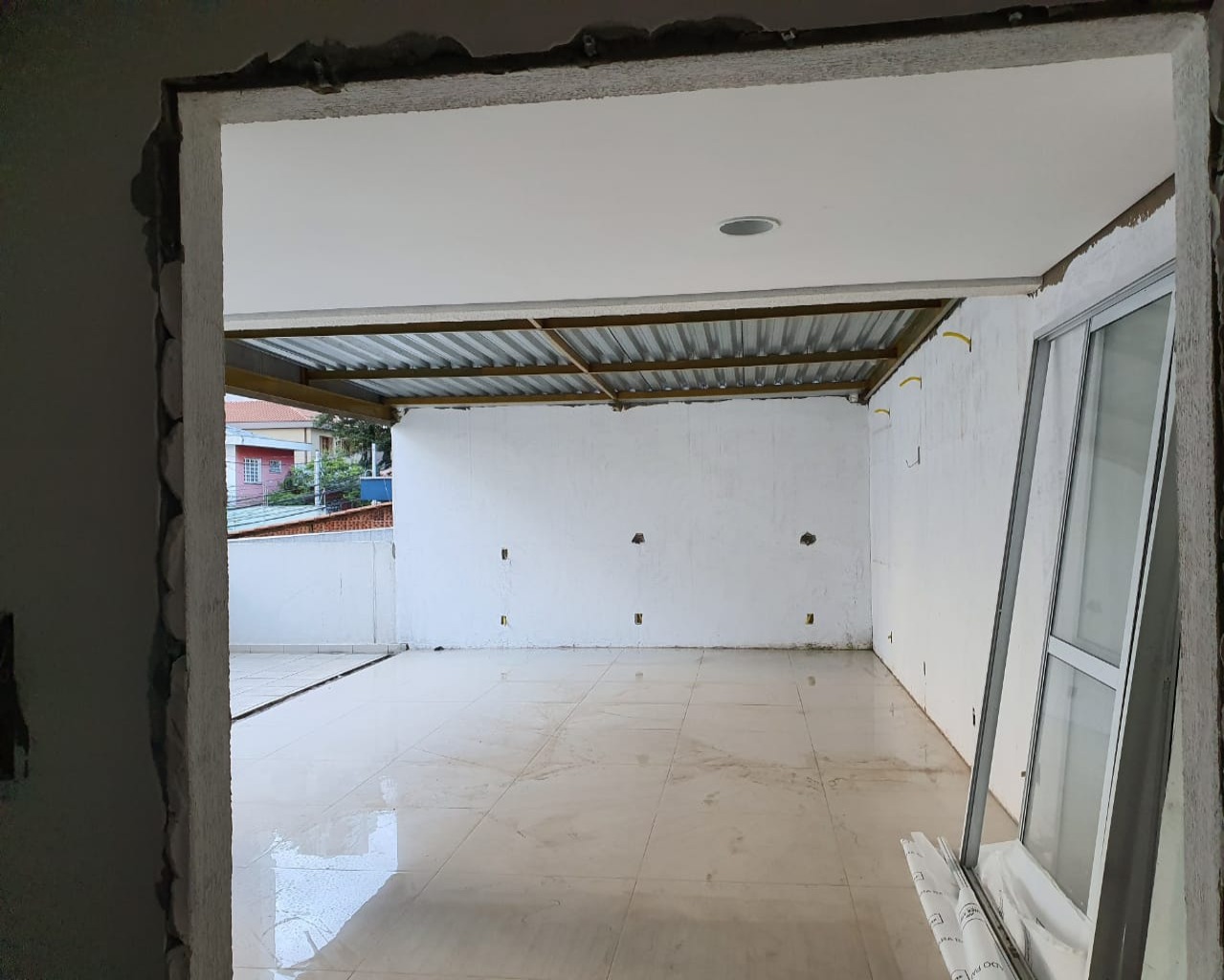 Apartamento à venda com 2 quartos, 130m² - Foto 1