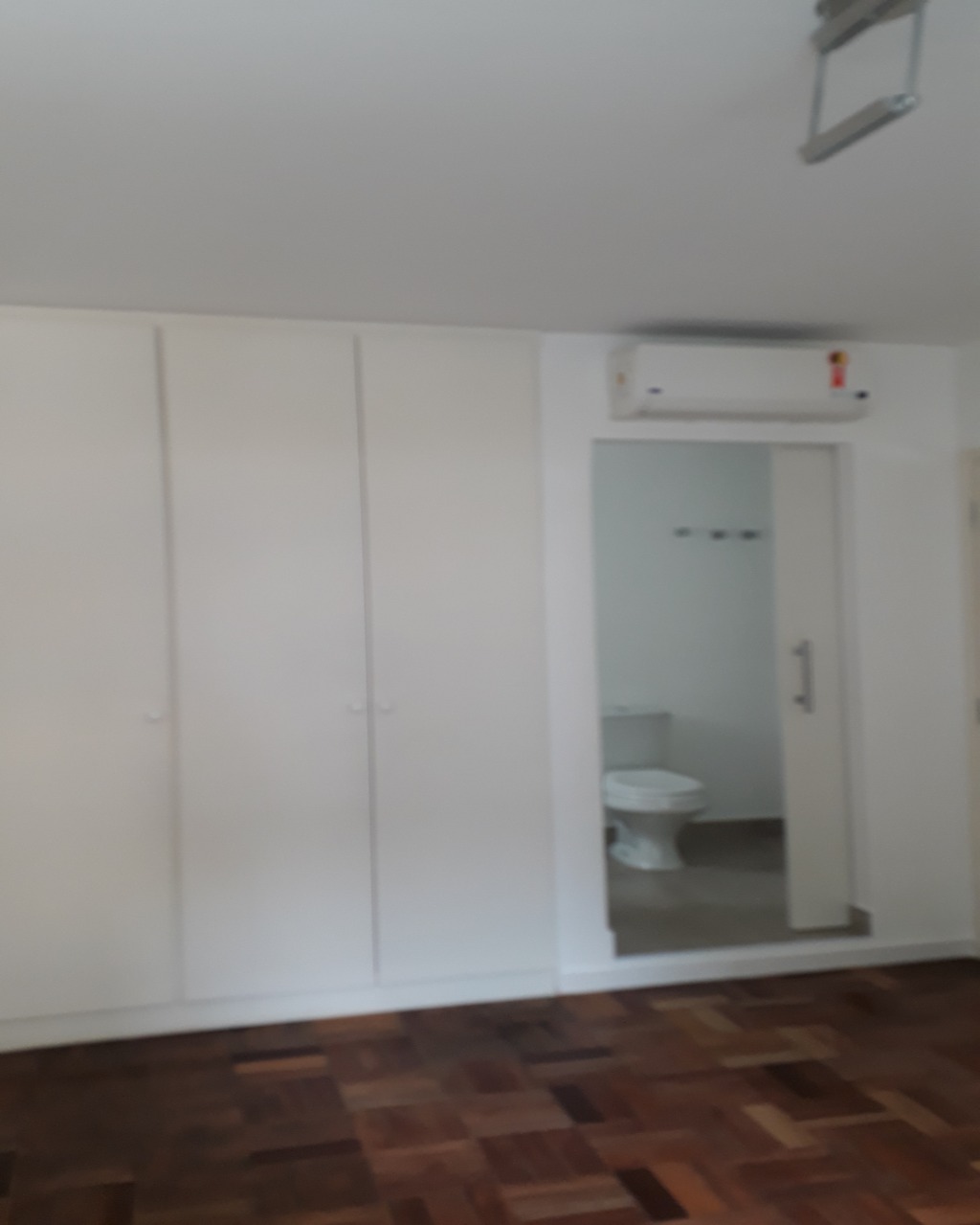 Apartamento para alugar com 2 quartos, 70m² - Foto 28