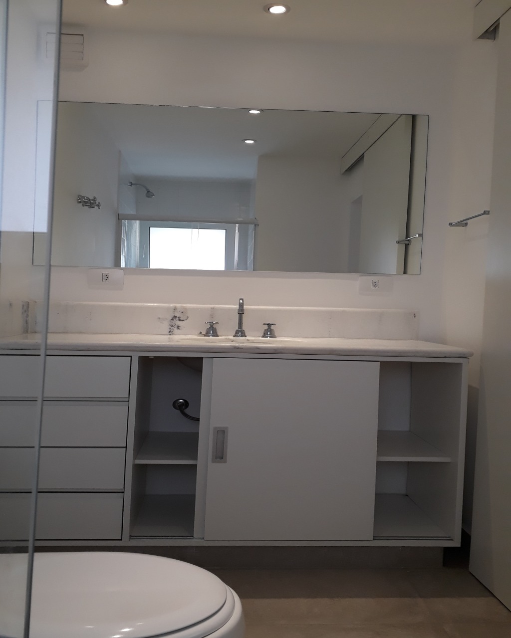 Apartamento para alugar com 2 quartos, 70m² - Foto 32