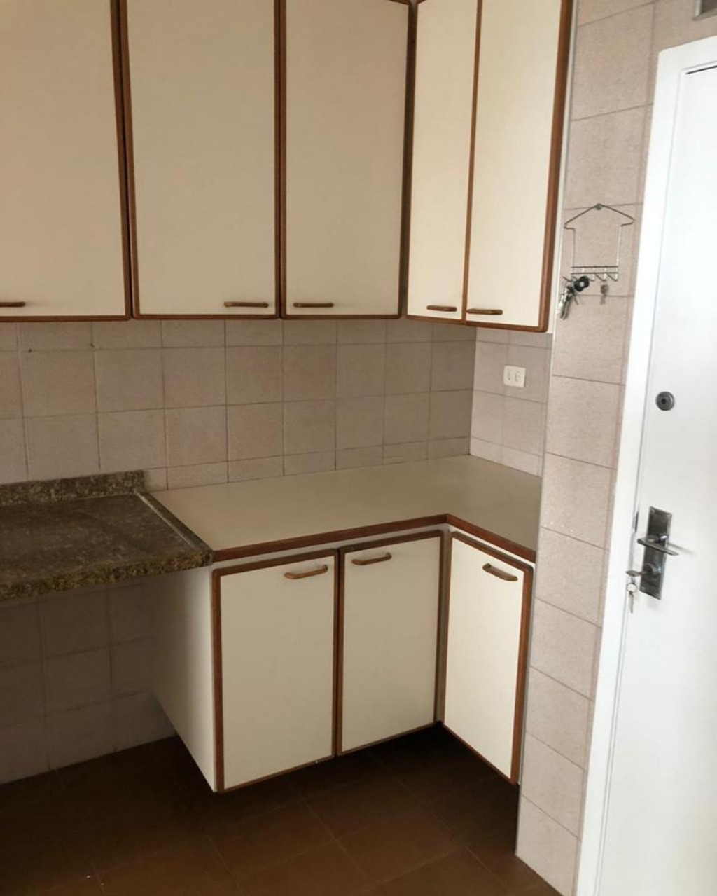 Apartamento para alugar com 3 quartos, 120m² - Foto 9