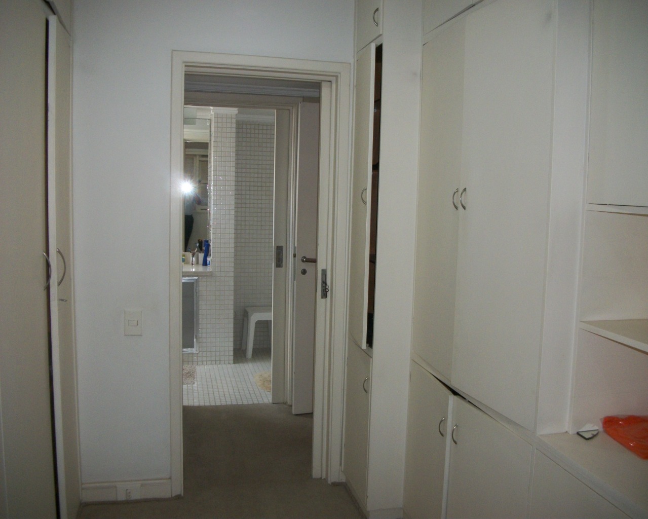 Apartamento para alugar com 2 quartos, 180m² - Foto 17