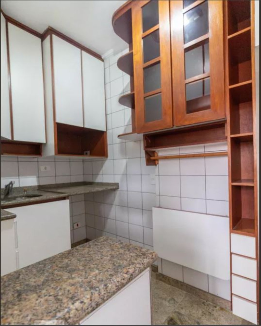 Apartamento para alugar com 2 quartos, 70m² - Foto 22