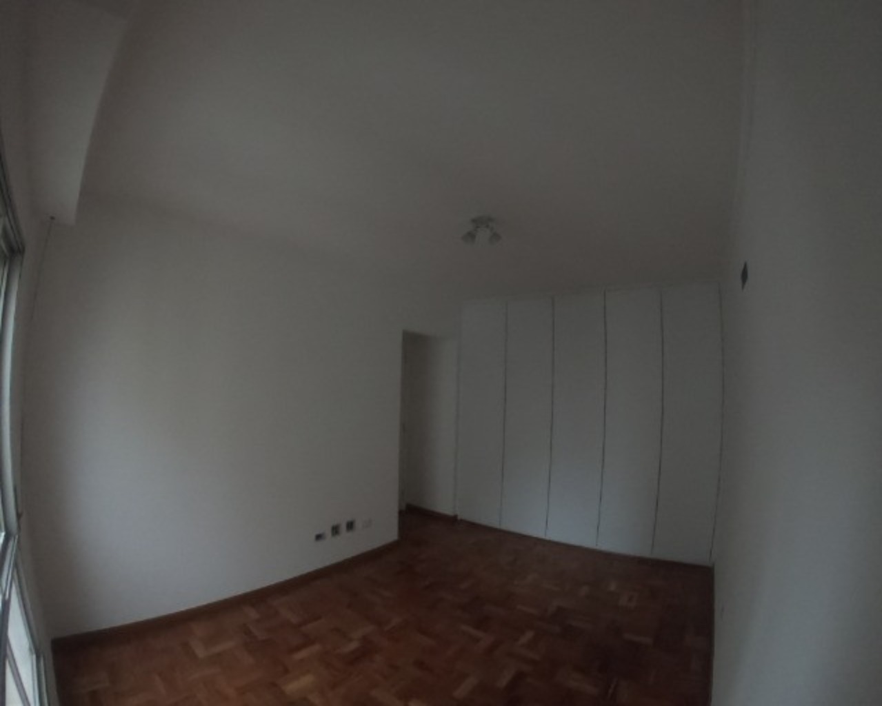 Apartamento para alugar com 3 quartos, 130m² - Foto 7