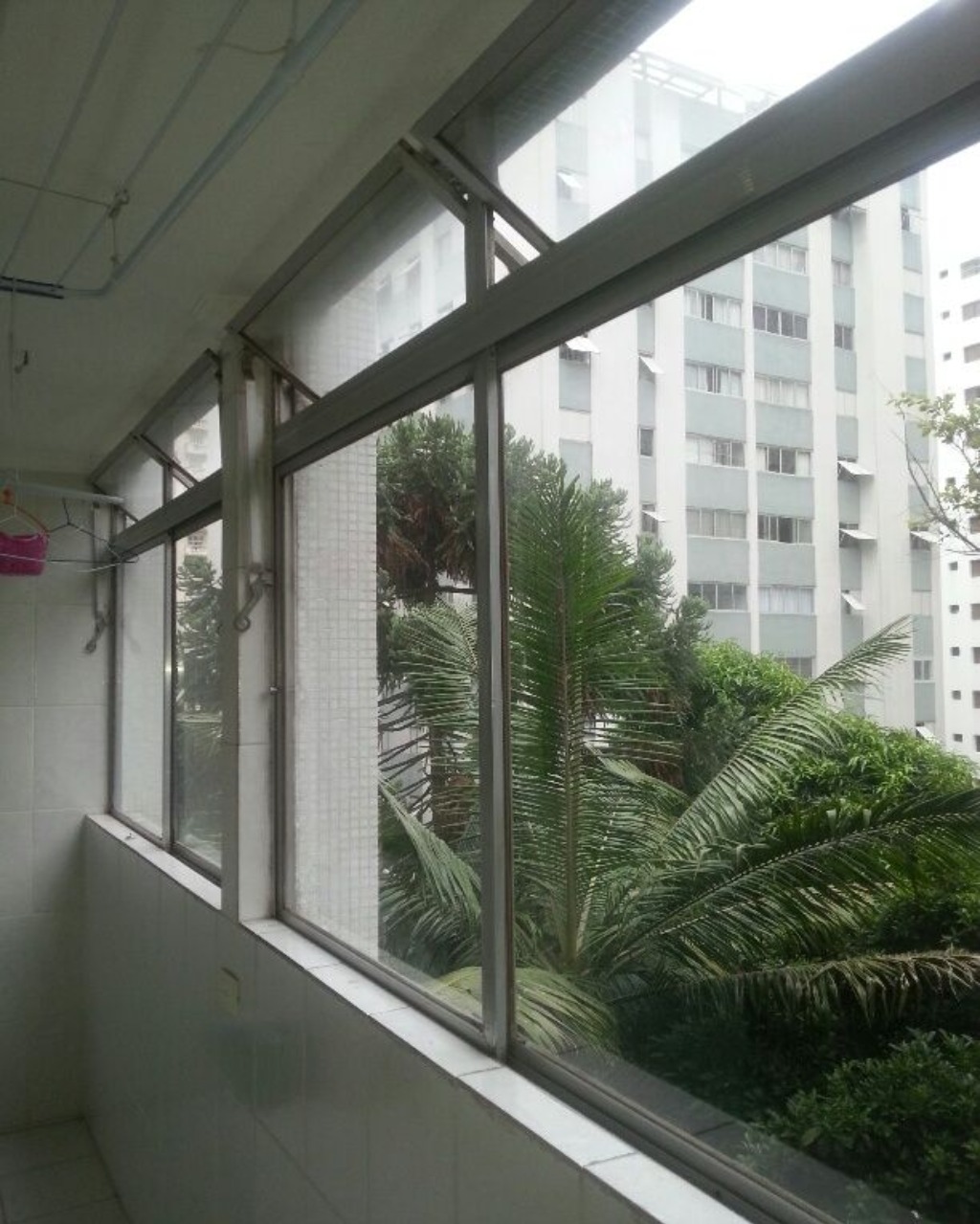 Apartamento para alugar com 2 quartos, 106m² - Foto 11