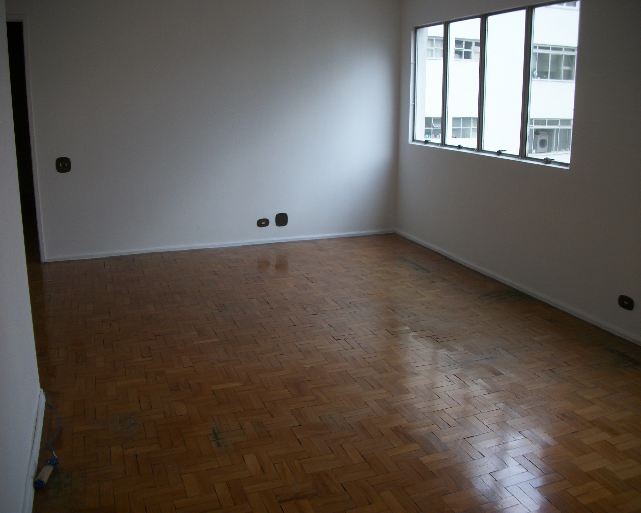 Apartamento para alugar com 4 quartos, 140m² - Foto 3