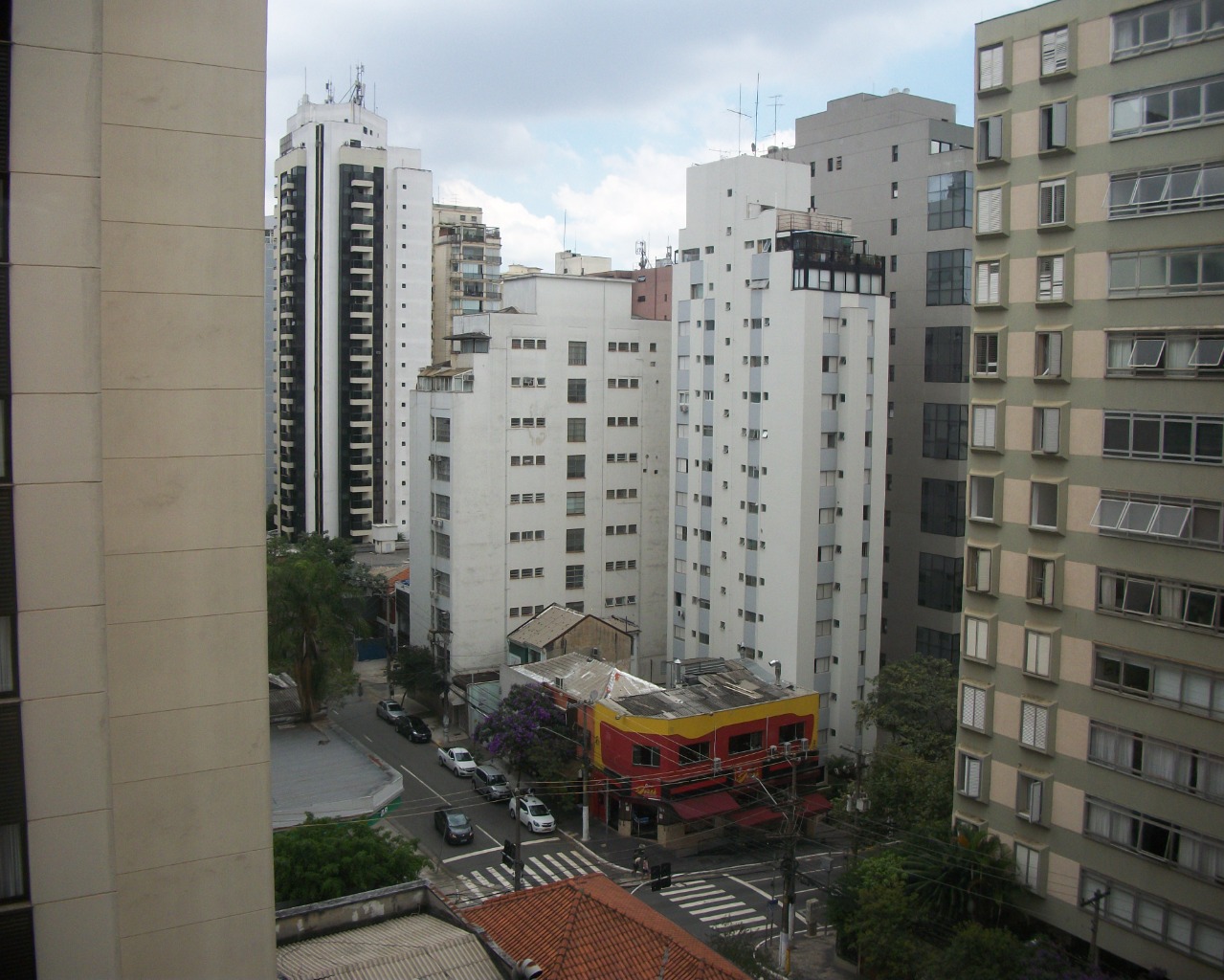 Apartamento para alugar com 4 quartos, 140m² - Foto 24