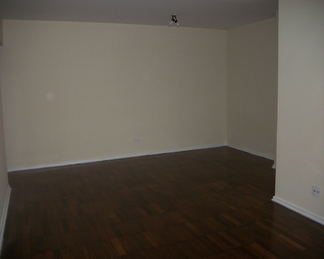 Apartamento para alugar com 2 quartos, 100m² - Foto 12