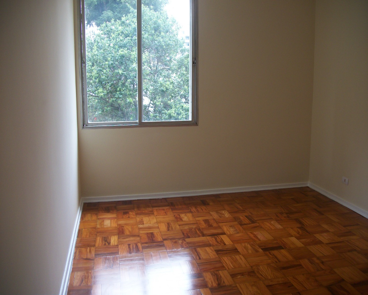 Apartamento para alugar com 2 quartos, 100m² - Foto 17