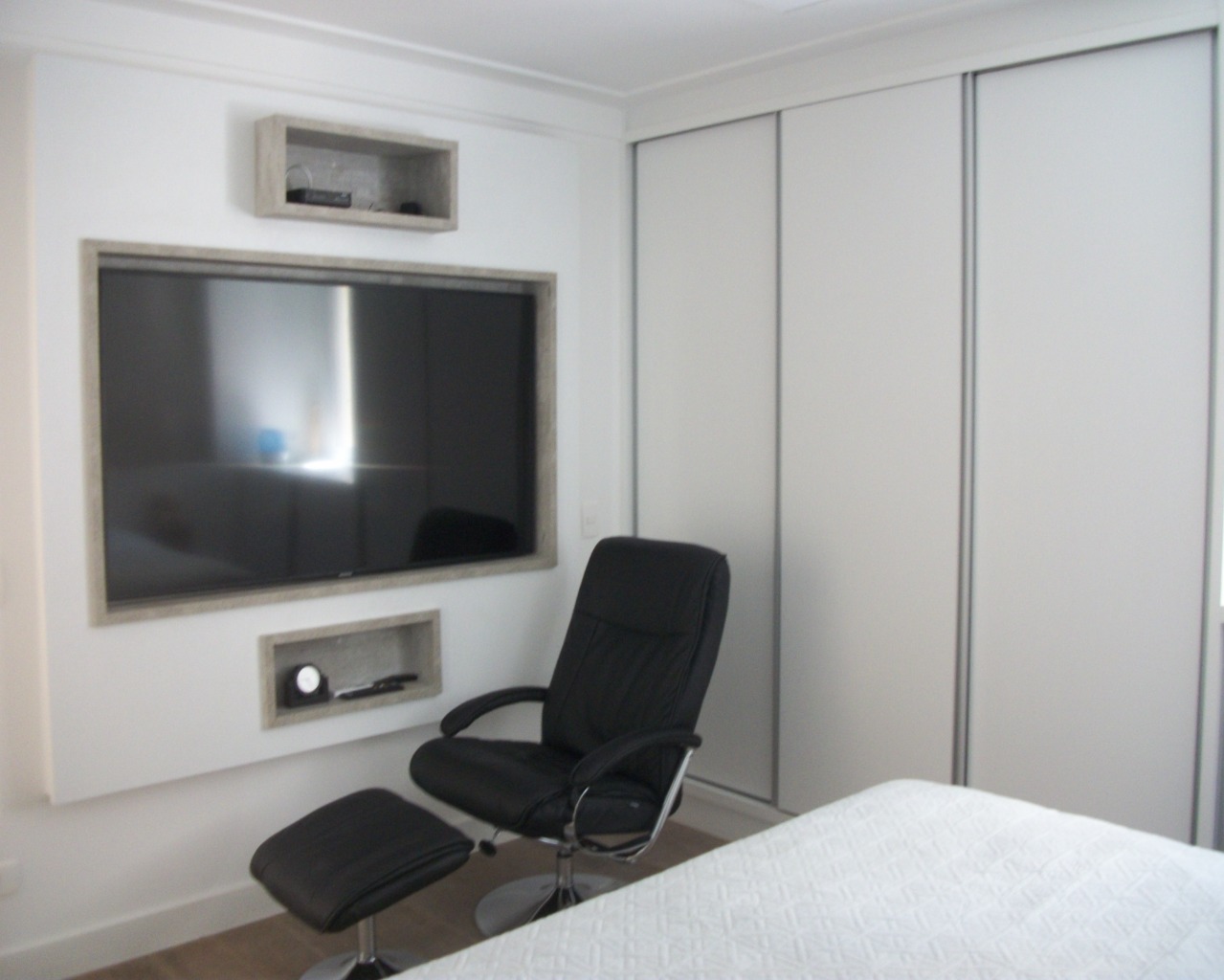 Apartamento à venda com 1 quarto, 70m² - Foto 16