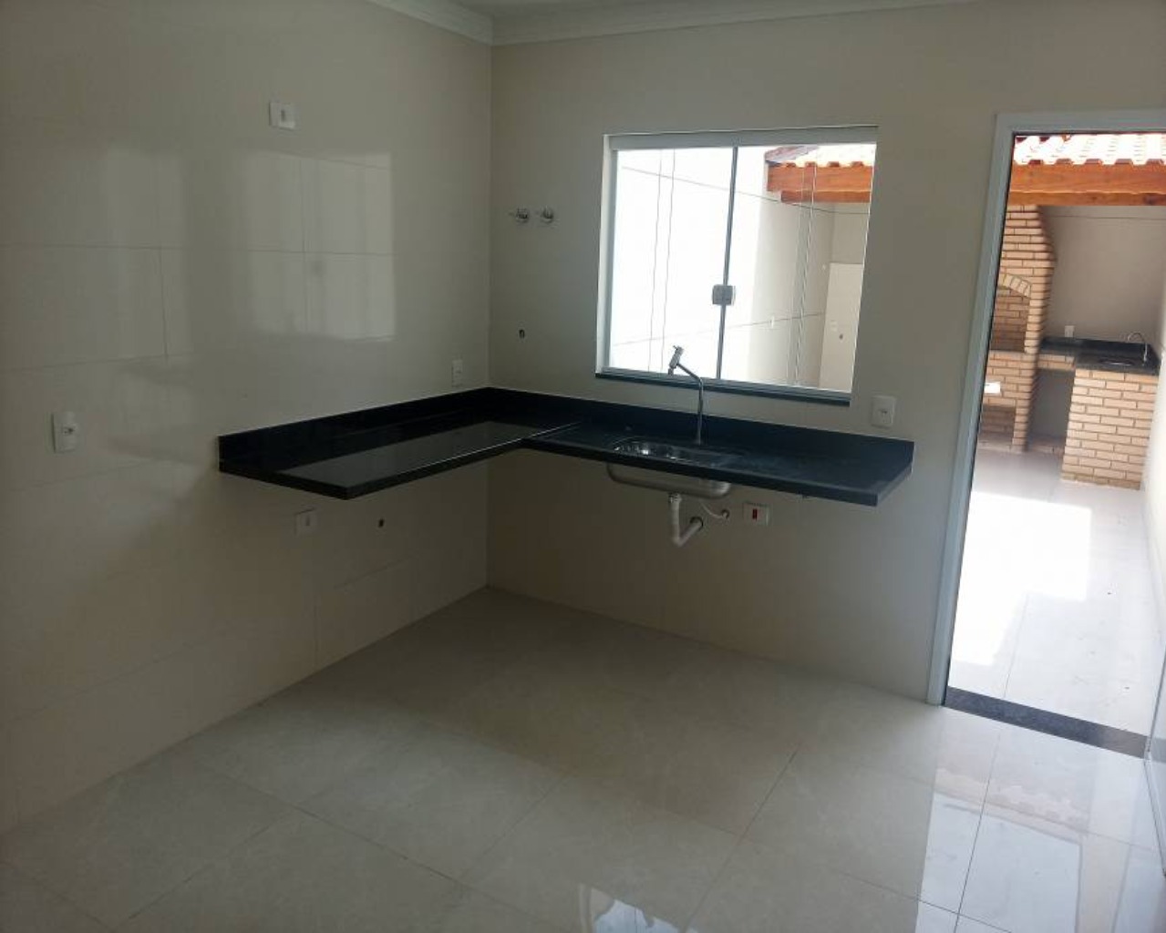 Sobrado à venda com 3 quartos, 113m² - Foto 2