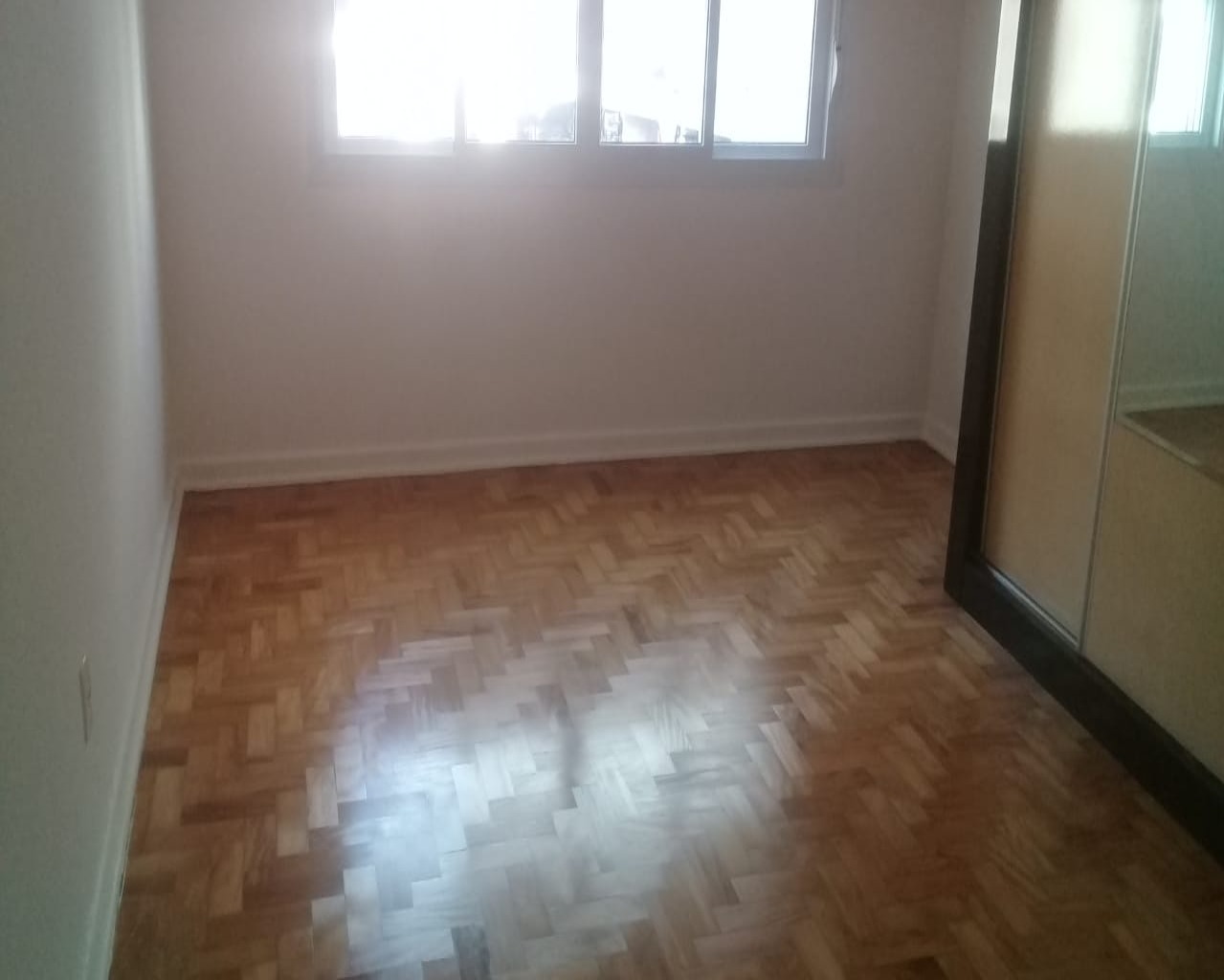 Apartamento para alugar com 2 quartos, 100m² - Foto 4