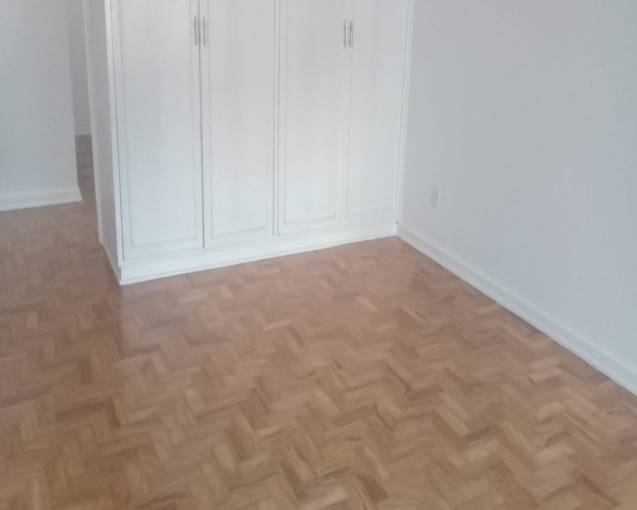 Apartamento para alugar com 2 quartos, 100m² - Foto 12