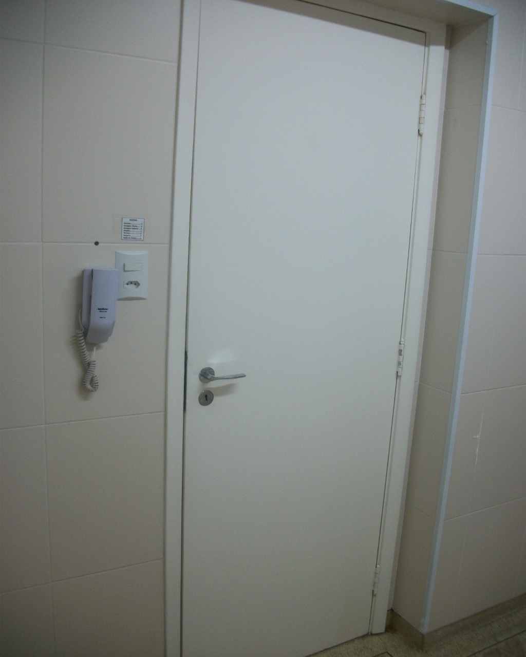 Apartamento para alugar com 3 quartos, 107m² - Foto 9