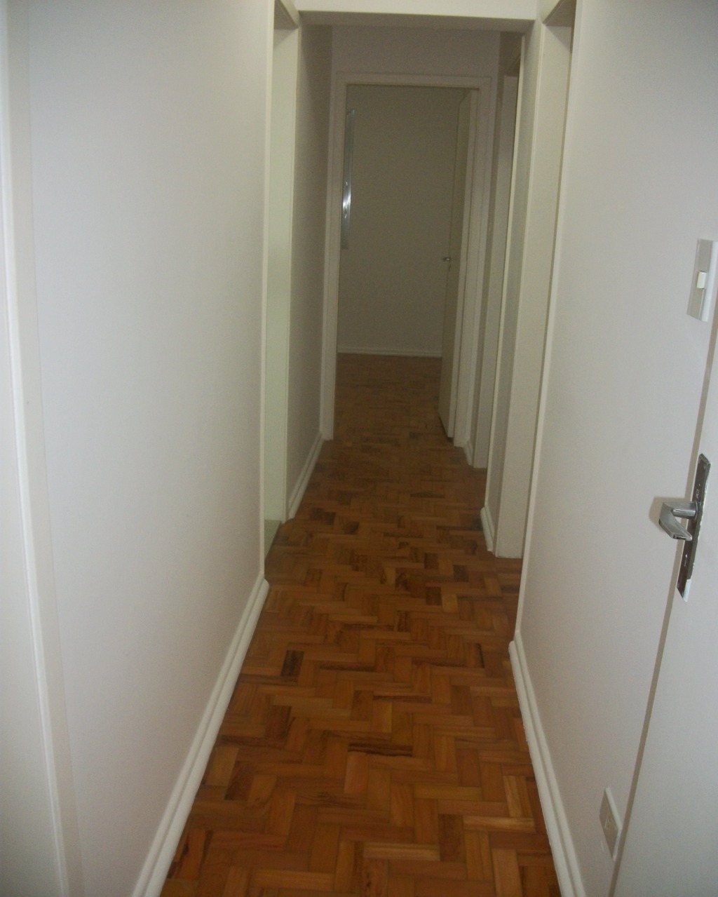 Apartamento para alugar com 3 quartos, 107m² - Foto 14