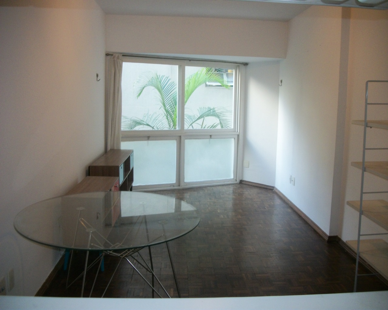 Apartamento à venda com 1 quarto, 48m² - Foto 2