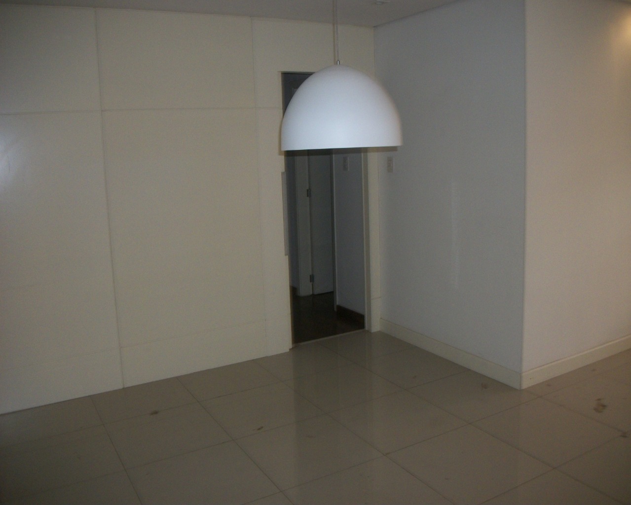 Apartamento para alugar com 3 quartos, 130m² - Foto 2