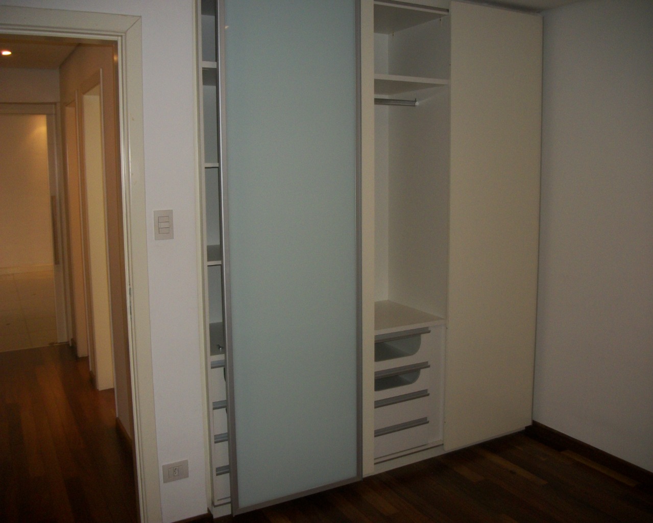 Apartamento para alugar com 3 quartos, 130m² - Foto 22