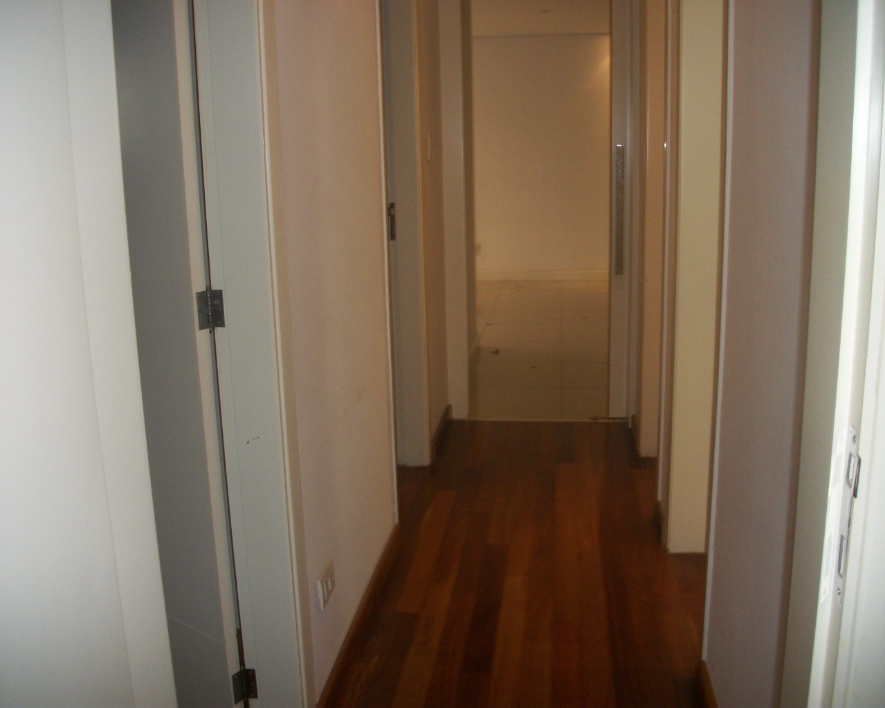 Apartamento para alugar com 3 quartos, 130m² - Foto 24