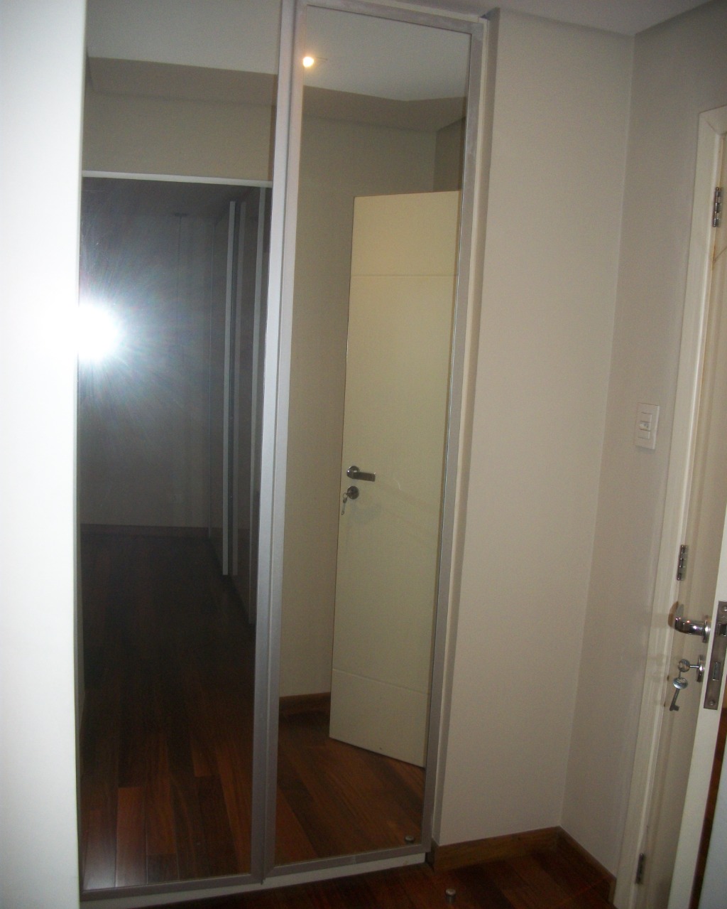 Apartamento para alugar com 3 quartos, 130m² - Foto 28