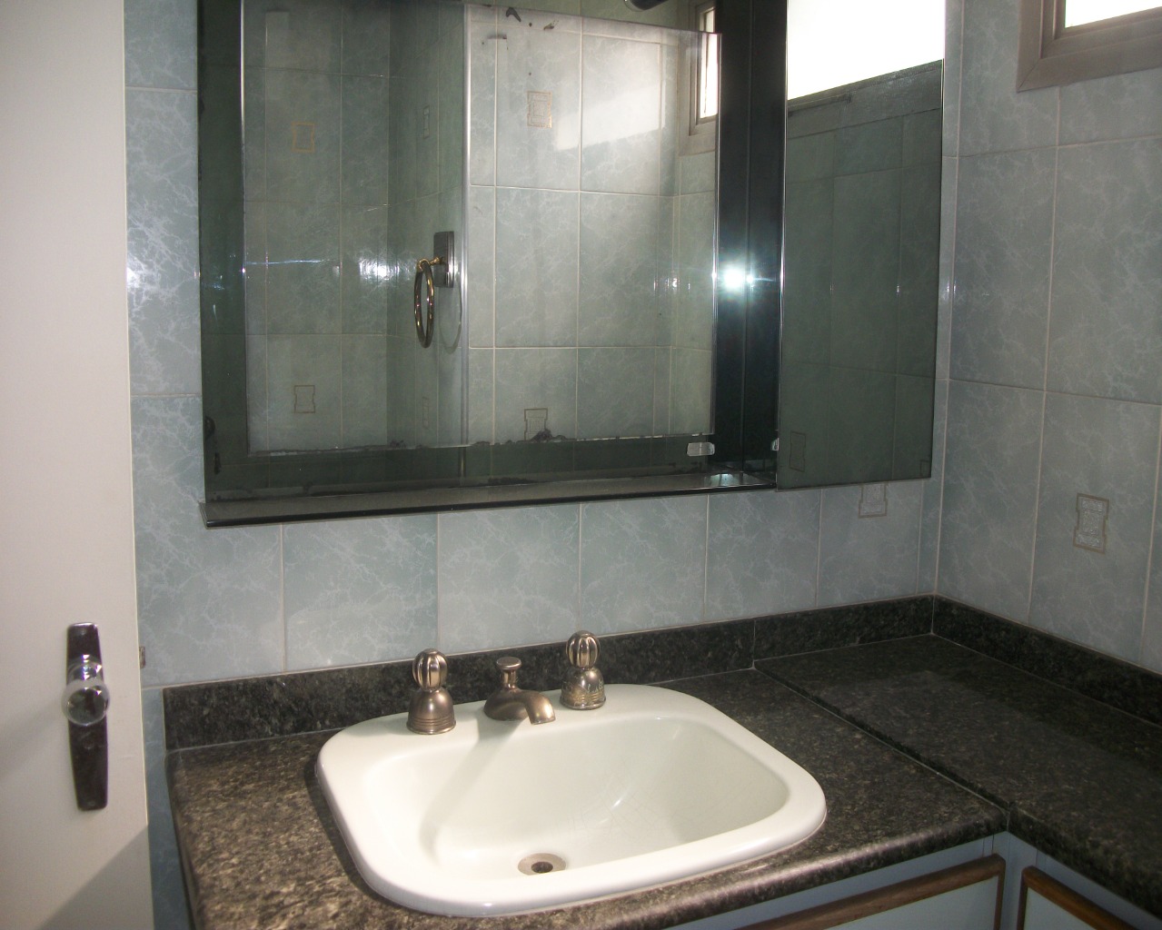 Apartamento para alugar com 2 quartos, 55m² - Foto 22