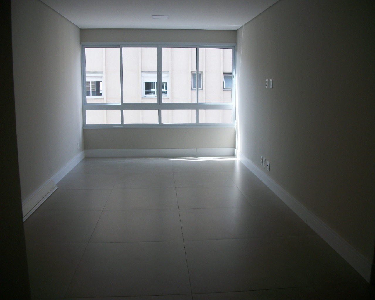 Apartamento para alugar com 3 quartos, 100m² - Foto 1