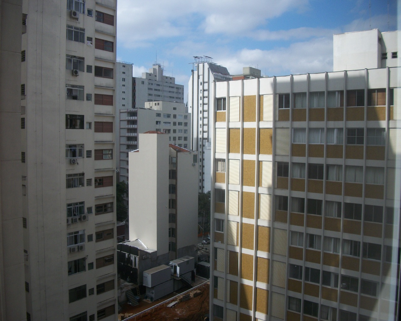 Apartamento para alugar com 3 quartos, 100m² - Foto 12