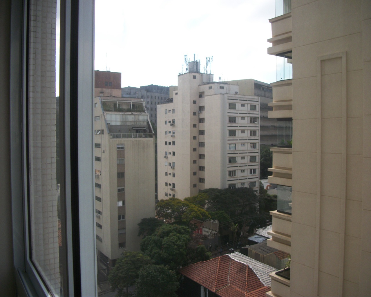 Apartamento para alugar com 3 quartos, 100m² - Foto 13