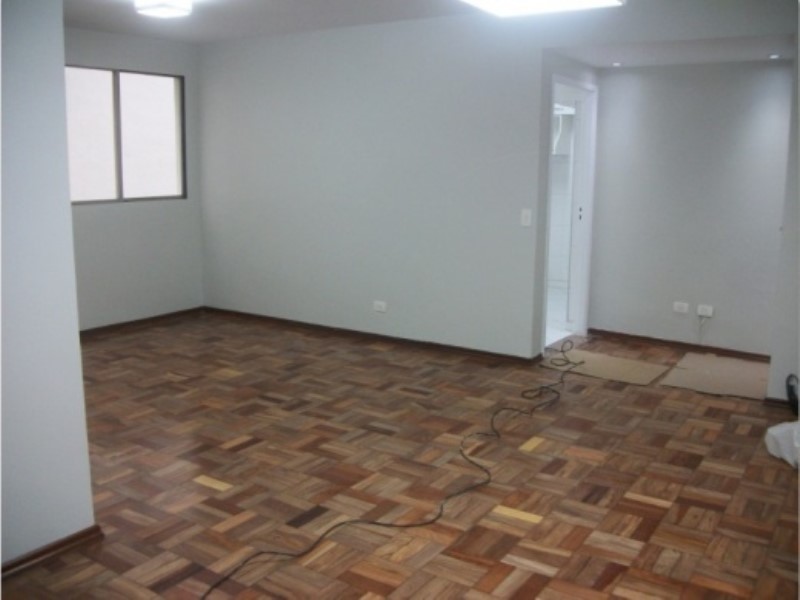 Apartamento à venda com 2 quartos, 70m² - Foto 1