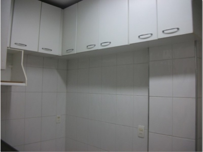 Apartamento à venda com 2 quartos, 70m² - Foto 11