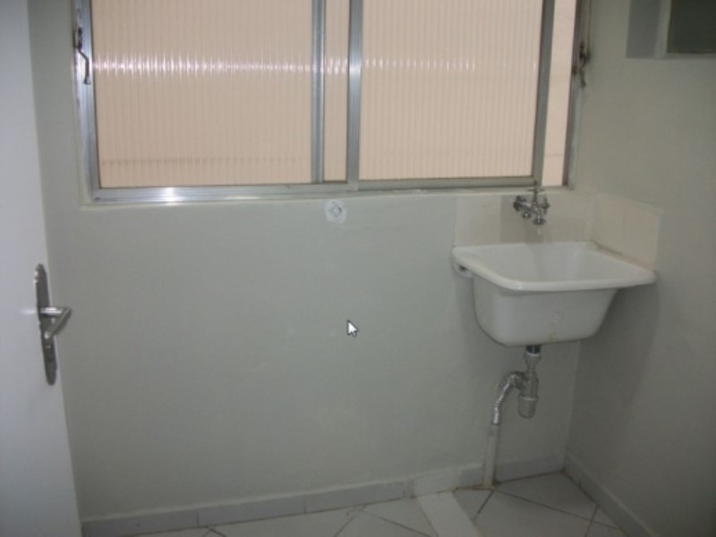 Apartamento à venda com 2 quartos, 70m² - Foto 14