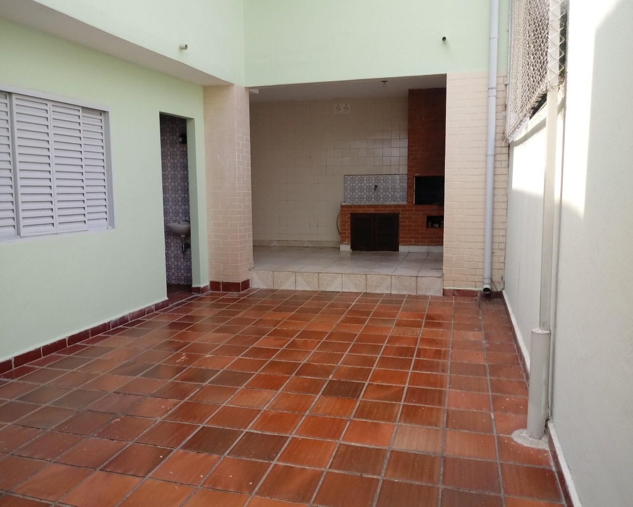 Sobrado à venda com 3 quartos, 200m² - Foto 11