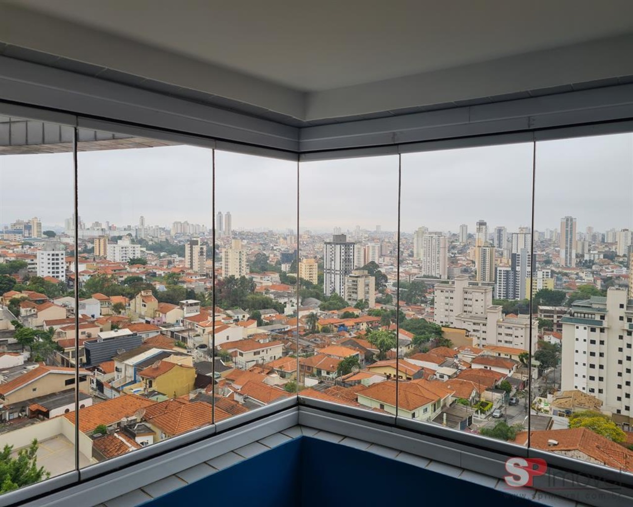 Apartamento à venda com 3 quartos, 94m² - Foto 2