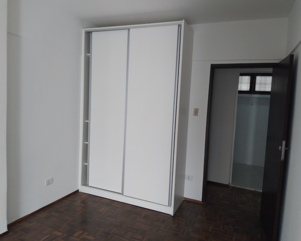 Apartamento para alugar com 1 quarto, 50m² - Foto 10