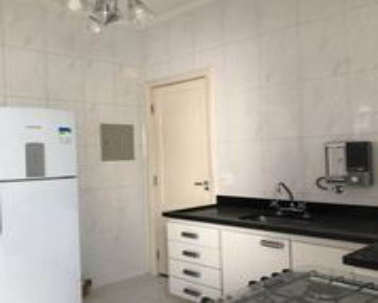 Apartamento para alugar com 2 quartos, 120m² - Foto 18