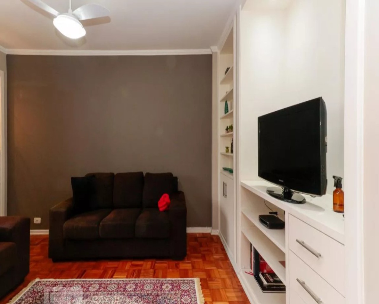 Apartamento para alugar com 3 quartos, 110m² - Foto 8