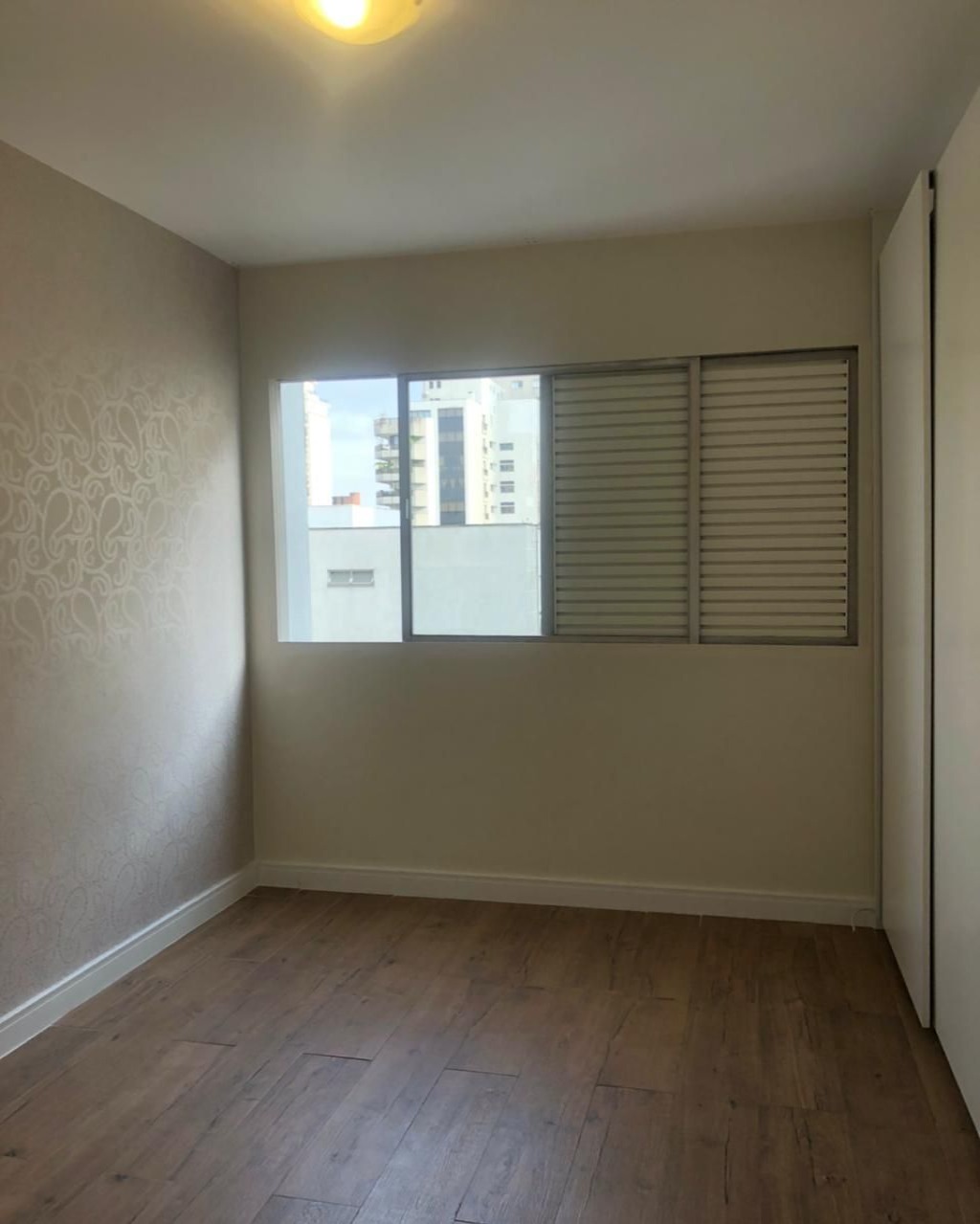 Apartamento para alugar com 3 quartos, 100m² - Foto 16