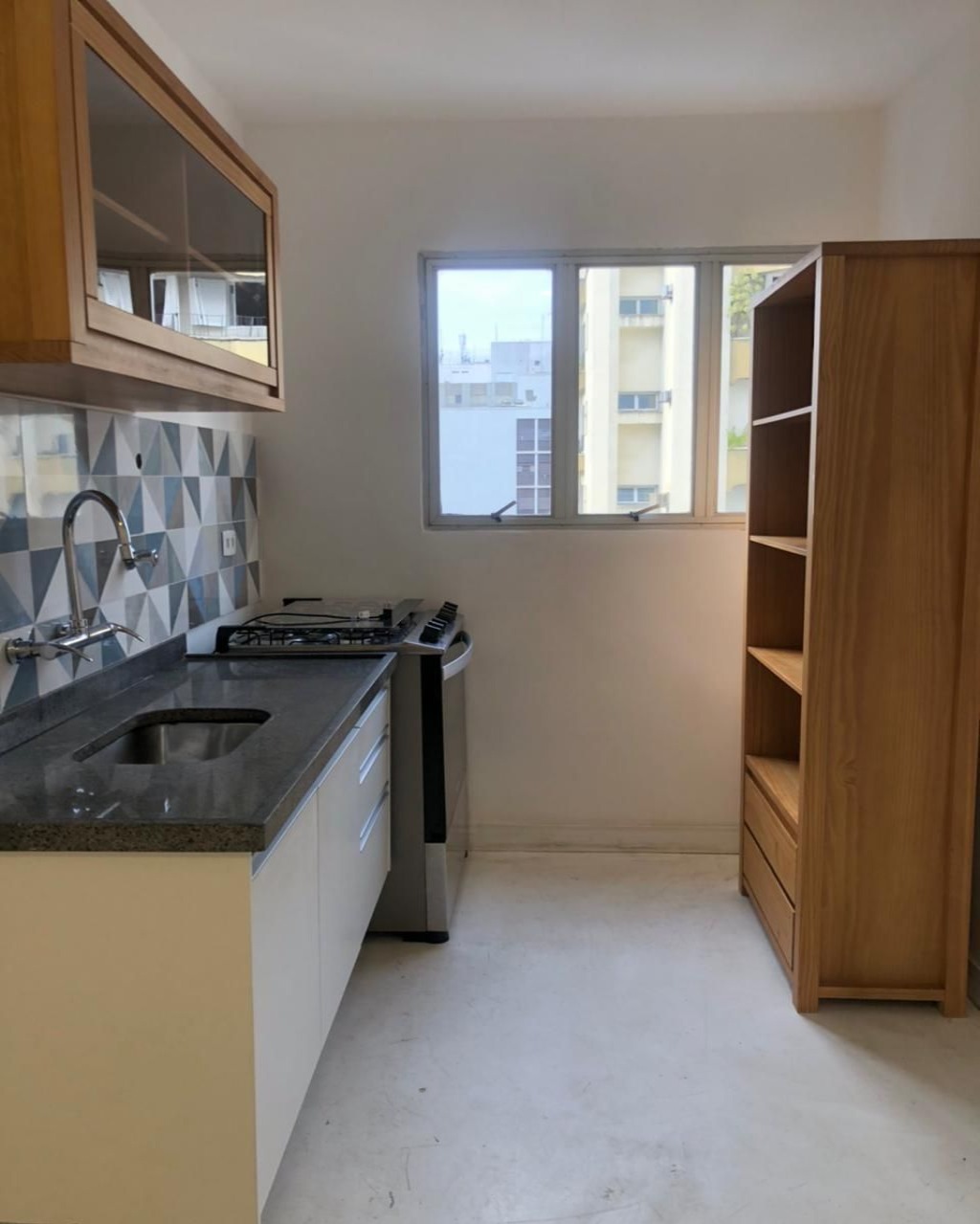 Apartamento para alugar com 3 quartos, 100m² - Foto 8