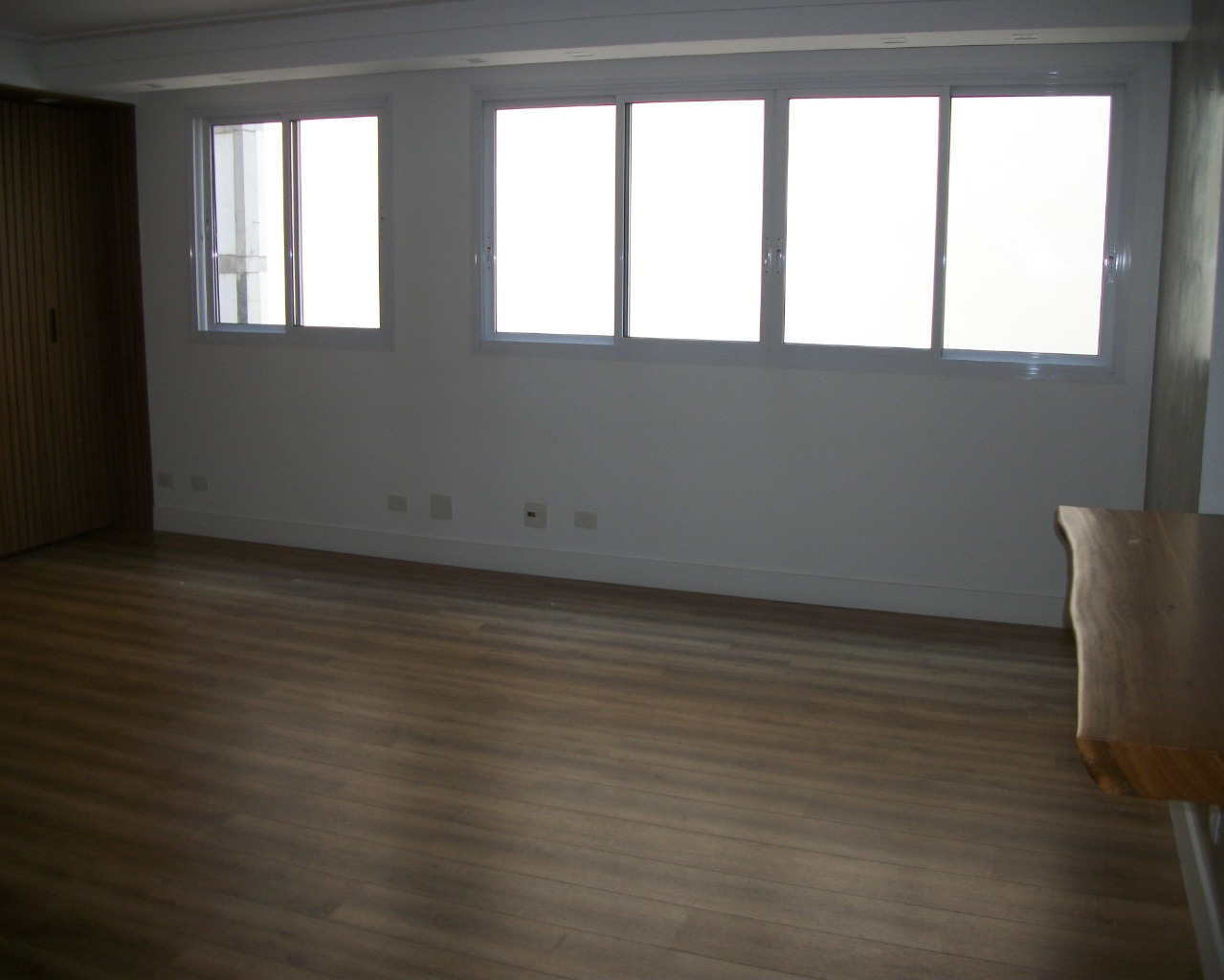 Apartamento para alugar com 1 quarto, 70m² - Foto 2